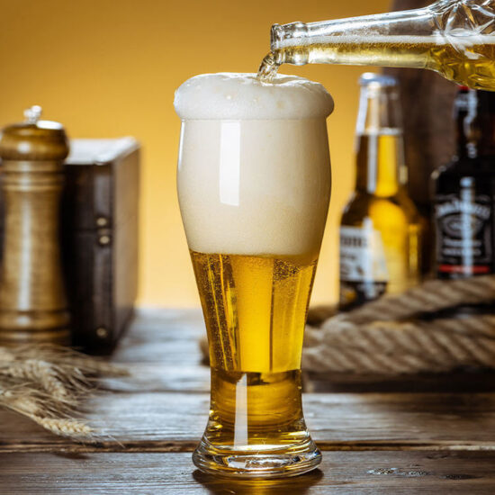 Transparent custom beer glasses with printed logo for bars and events
